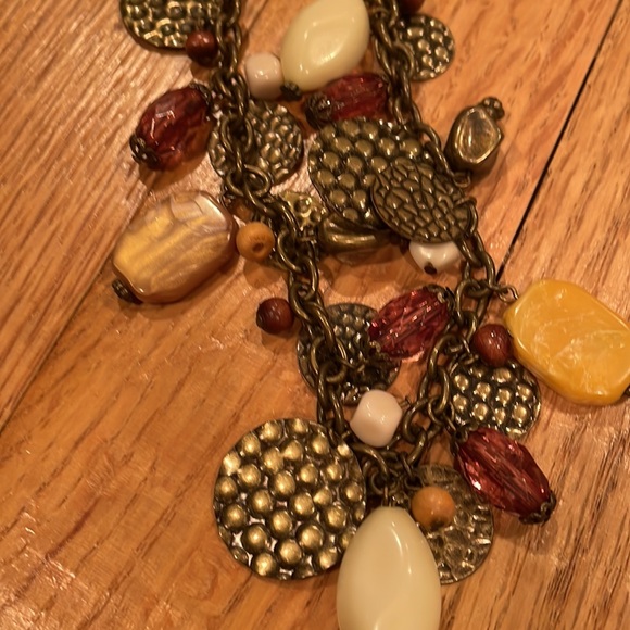 Set of 2 Necklaces - Picture 2 of 4